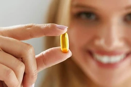 Bác sĩ nói gì về các loại vitamin bạn vẫn uống hằng ngày?