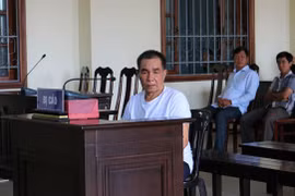 Cần Thơ: Sát hại hàng xóm rồi dìm xác xuống kênh, ông lão 74 tuổi lĩnh án chung thân