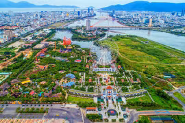 Chơi công viên nghìn tỷ dịp 20/10, vui đã đời lại còn…miễn phí