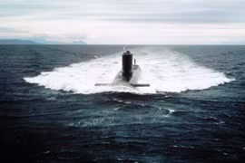 Thủy thủ tàu ngầm hạt nhân tiết lộ cuộc sống kinh khủng ở độ sâu 30m dưới lòng biển