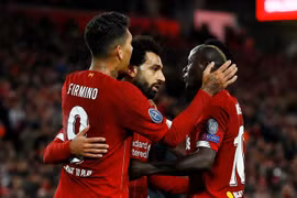 Mưa bàn thắng Anfield, Liverpool run rẩy hạ "tí hon" Salzburg