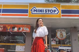 Street style đẹp mê hồn của dàn mỹ nhân Việt trong tuần qua