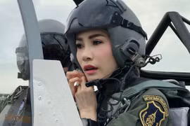 Mới được sắc phong chưa đầy 3 tháng, quý phi Thái Lan đã bị hủy mọi tước hiệu