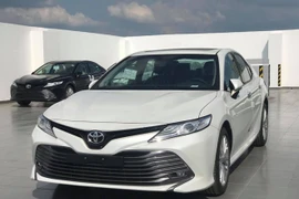 Toyota Camry độc chiếm phân khúc D, có còn cơ hội cho Honda Accord?