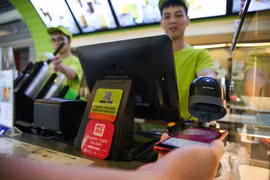 Cuộc đua ví điện tử bao giờ có hồi kết?