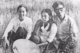 Sự thật sau những tác phẩm để đời-Kỳ 3: Đi tìm 'Cô bé nhà bên'