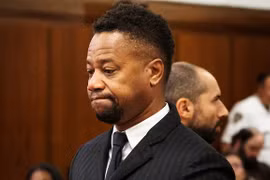 Diễn viên đoạt giải Oscar liên tục bác cáo buộc sàm sỡ