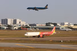 Bộ Tài chính yêu cầu niêm yết giá vé máy bay "không gây nhầm lẫn" cho khách hàng