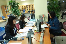 Từ tháng 12, Ngân hàng cung cấp thông tin tài khoản cho cơ quan thuế