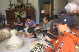 Về làng nghề nón lá Gò Găng