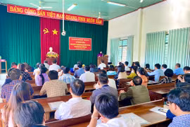 Khai giảng lớp cao cấp lý luận chính trị tại Gia Lai