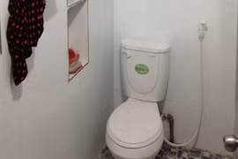 Cháu bé 8 tuổi tử vong trong nhà vệ sinh ở Đồng Nai