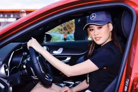 Thị trường ô tô rầm rộ cuối năm