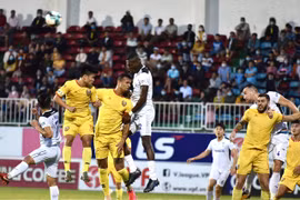 Hoàng Anh Gia Lai thắng tưng bừng trong ngày hạ màn