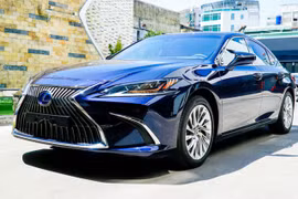 Lexus ES 2021 ra mắt thị trường Việt Nam, bổ sung trang bị, giá không đổi