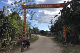 Vụ 2 năm không nhận được hỗ trợ: Cán bộ xã vội vã đến từng nhà chi tiền