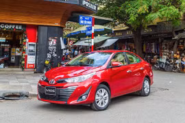 Vì sao Toyota Vios chưa bị soán ngôi trên thị trường xe Việt?