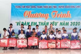 Trung tâm Hoạt động Thanh thiếu nhi tỉnh Gia Lai tổ chức sân chơi "Vì đàn em thân yêu"