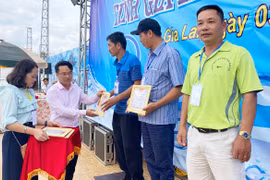 Phòng Giáo dục-Đào tạo TP. Pleiku giành giải nhất toàn đoàn khối tiểu học và THCS