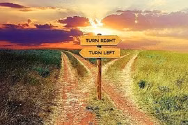 Có con đường nào không ngã rẽ?