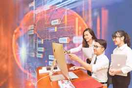 Quan tâm xây dựng nguồn lực con người