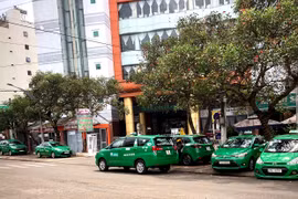 Gia Lai: Thị trường taxi cạnh tranh gay gắt