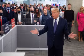 Ông Trump: nước Mỹ 'có quyền được biết' người chiến thắng vào ngày bầu cử