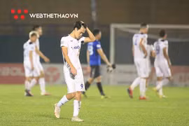 HAGL thua liền 6 trận: Văn Toàn bật khóc, nổi nóng với trọng tài