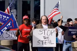 Tương lai bất an đang chờ đợi ông Biden