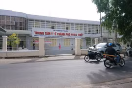 Đình chỉ Phó Giám đốc Bệnh viện Đa khoa Bình Thuận do liên quan vụ án tham ô hơn 5 tỉ đồng