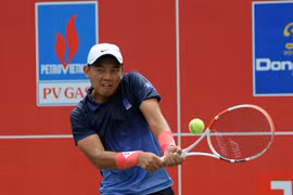 Hoàng Nam vào tứ kết đôi nam Giải VTF Masters 500 lần 2
