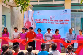 Khánh thành công trình lớp học cho học sinh vùng lũ xã Chư Krêy