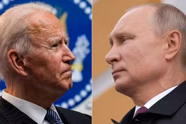 Nga-Mỹ đối đầu chạm đáy: Mỹ đang đùa với lửa