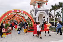 Thành phố Đà Nẵng khởi sắc đón khách du lịch dịp nghỉ lễ 30/4