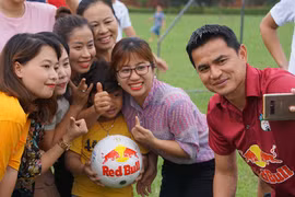 HLV Kiatisak: 'Không quan trọng kết quả, mục tiêu của HAGL là đá đẹp tại Thanh Hóa'