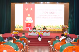 Tạp chí Quốc phòng toàn dân gặp mặt cộng tác viên