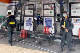 Xăng giả: Petrolimex thật sự "không liên quan"?