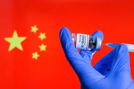Trung Quốc cân nhắc thử nghiệm trộn lẫn các loại vắc-xin COVID-19
