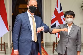 Ngoại trưởng Anh thăm Indonesia, Brunei, thúc đẩy quan hệ với ASEAN