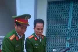 Bắt giữ xe vận chuyển nội tạng động vật bốc mùi hôi thối