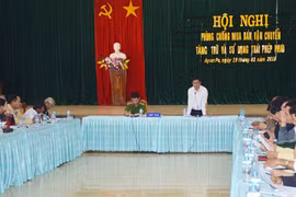 Không xét thi đua cá nhân, gia đình có người đốt pháo