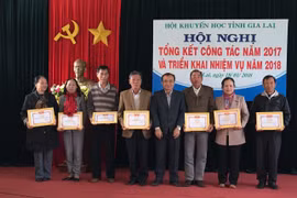 Đẩy mạnh vận động xây dựng quỹ khuyến học, khuyến tài