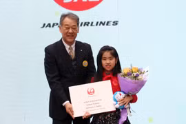 Học sinh lớp 4 thắng giải sáng tác khẩu hiệu an toàn giao thông