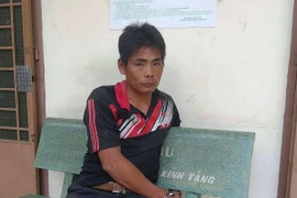 Tên cướp theo cô gái lúc rạng sáng, đạp ngã xe máy lấy túi xách