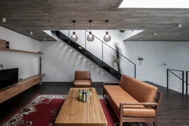 Độc đáo ngôi nhà ở Tây Hồ