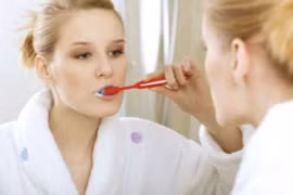 Phát hiện bệnh tim nhờ… đánh răng