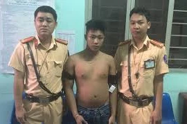 Truy đuổi bắt cướp giật lúc rạng sáng đầu năm