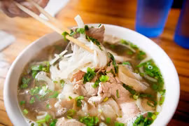 Phở Việt Nam vào top các món phải thử trên thế giới