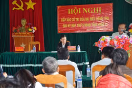 Bí thư Tỉnh ủy Dương Văn Trang tiếp xúc cử tri xã Chrôh Pơnan