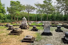 Khai quật mộ cổ tại Khu di tích quốc gia đặc biệt nhà Trần